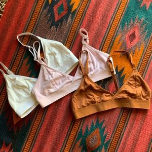 Richer Poorer Bralette size Large lot of 3